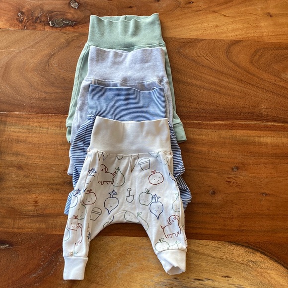 H&M Harem Pants Preemie But Fits Larger - Picture 1 of 2